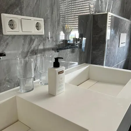Daire Moderne Grossraeumige Wallersdorf