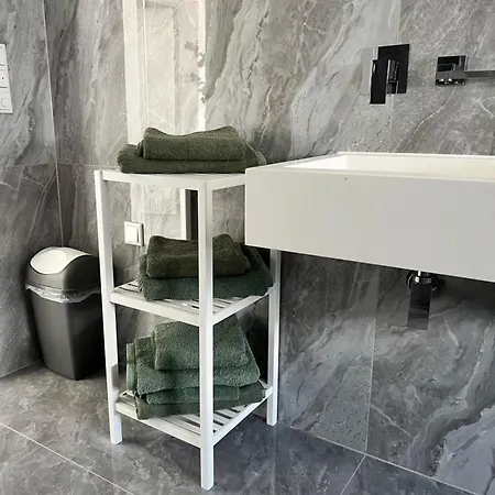 Moderne Grossraeumige Wallersdorf